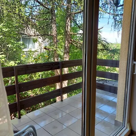 Ive Vendeghaz * Balatonalmádi