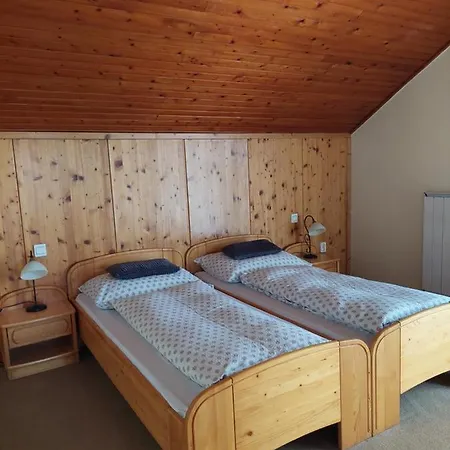 Ive Vendeghaz * Balatonalmádi